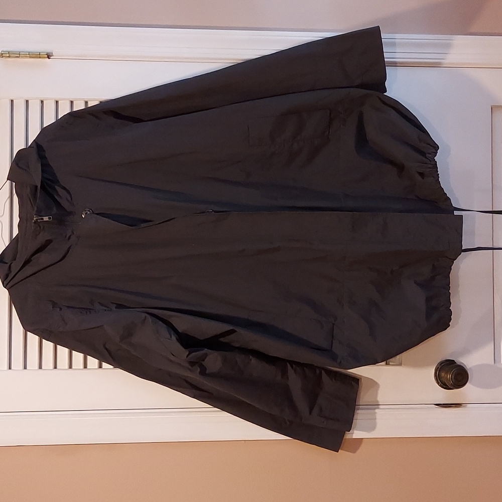 EILEEN FISHER LIGHT WEIGHT RAIN JACKET
